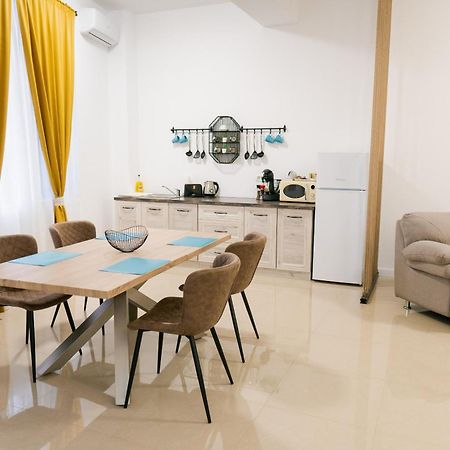 Chic Studio Bucarest Extérieur photo